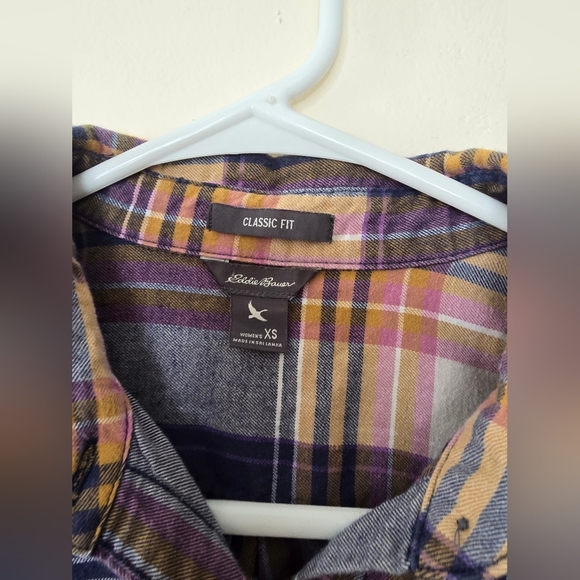 Eddie Bauer Pink and Orange Fitted Button Down Shirt - Picture 2 of 2